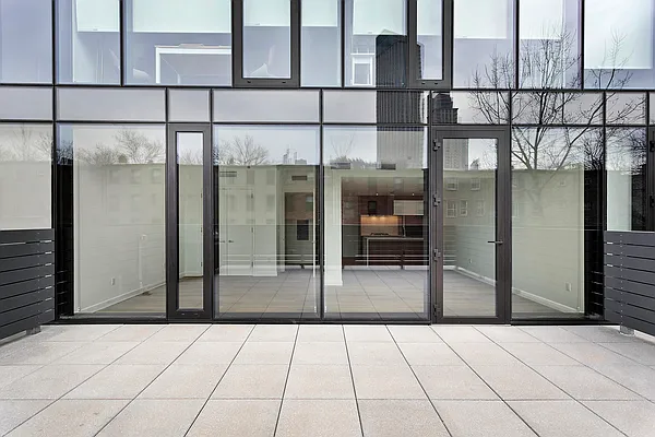 Rented by Compass | media 7