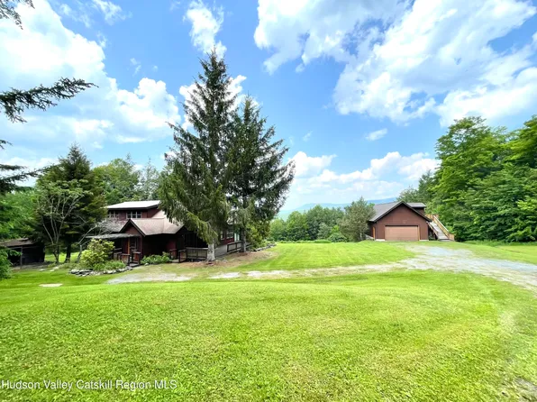 27 Terrace Drive, Lexington, NY 12468