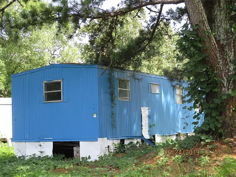 4900 Fausett Dr — Photo 26