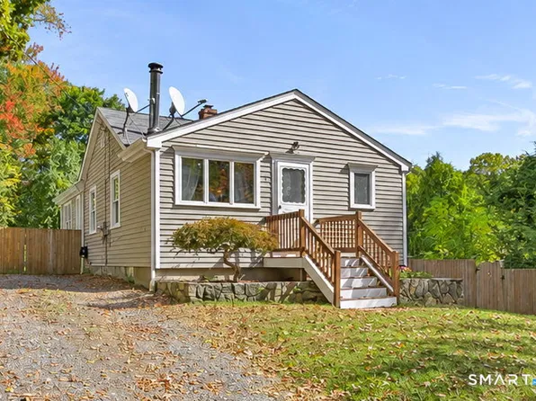 4 Hopewell Drive, New Fairfield, CT 06812
