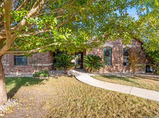 7 Briar Court, Uvalde, TX 78801