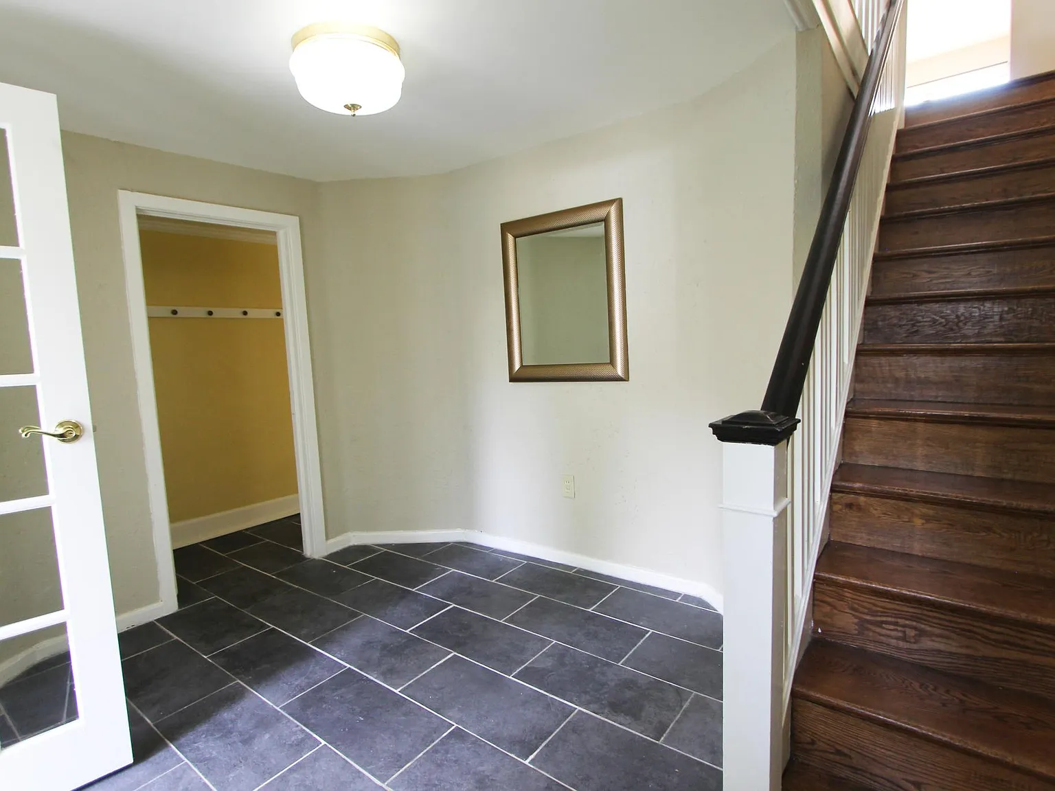 3 bed, 1.5 bath, 1600 sqft, $2,395 — Photo 4