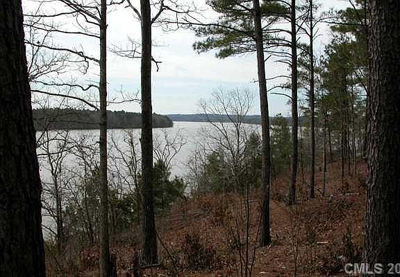 5th image of 2.77 Lakeside Trl