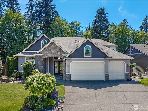 2nd image of 6220 213th Avenue Ct E