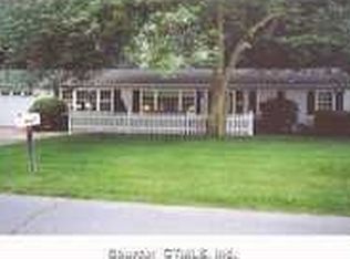 4 Deerfield Rd, Old Saybrook, CT 06475