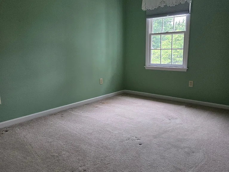 305 Seminole Dr — Photo 16