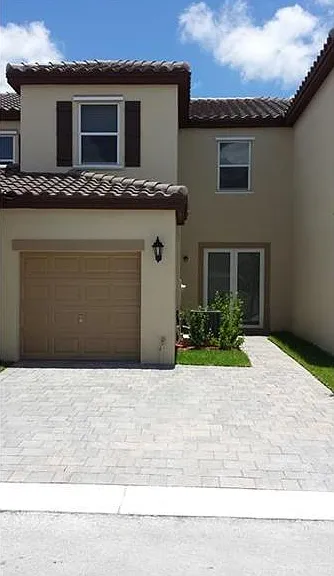 9578 SW 168th Ave — Photo 2