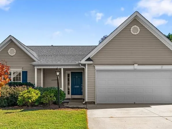 5862 Sunny Ridge Trl, Clemmons, NC 27012