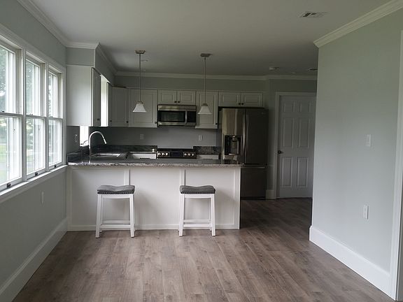 dining area view to kitchen
