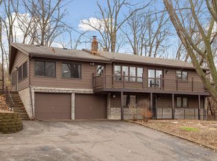 6204 Eagle Lake Dr, Osseo, MN 55369