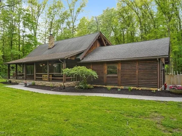 1354 N Pricetown Rd, Diamond, OH 44412
