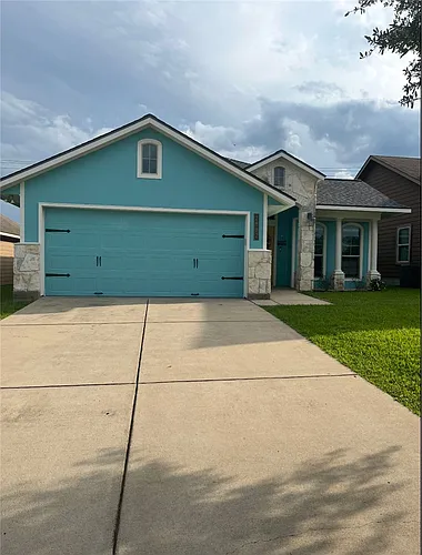 2802 Silver Oak Dr Photo 1