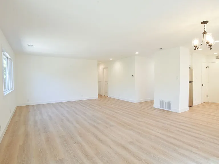1445 Elam Ave — Photo 6