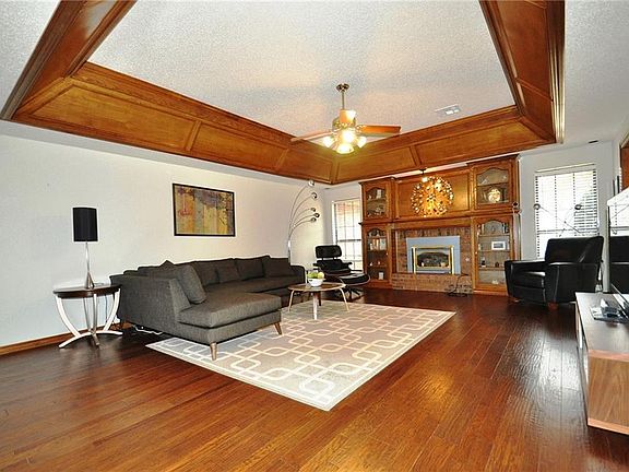 4th image of 1341 SW 107th Pl