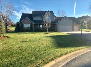 3386 Hawkeye Ct, Green Bay, WI 54302