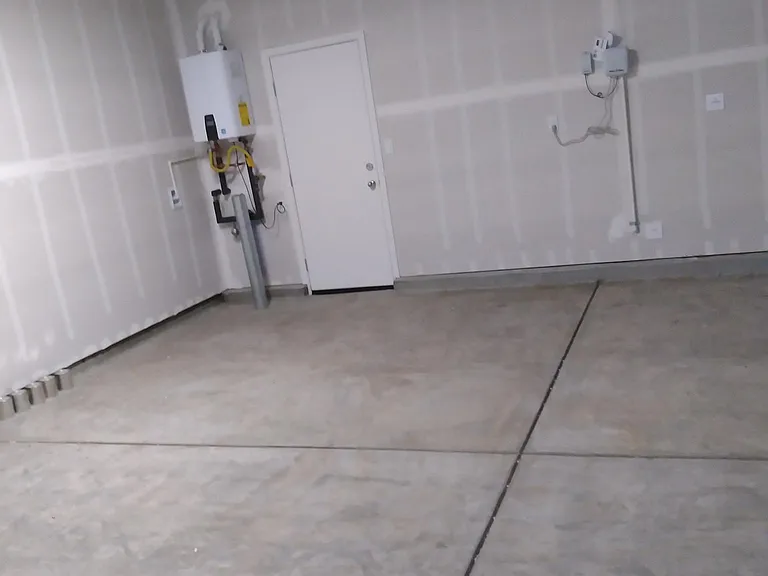 534 Serra Ct — Photo 12