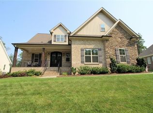 470 Wentworth Dr, Winston Salem, NC 27107