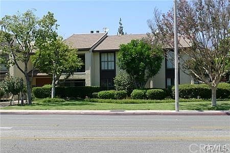 2nd image of 535 W Duarte Rd