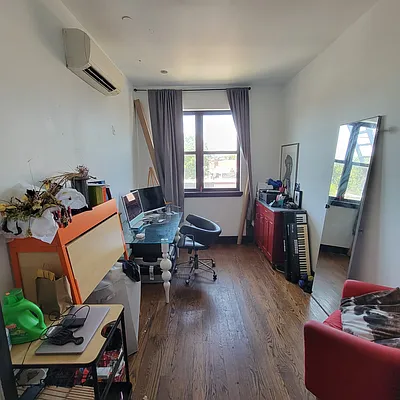 Rented by Yup Realty LLC | media 19