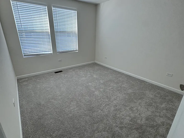 6275 Sandbelt Dr — Photo 32