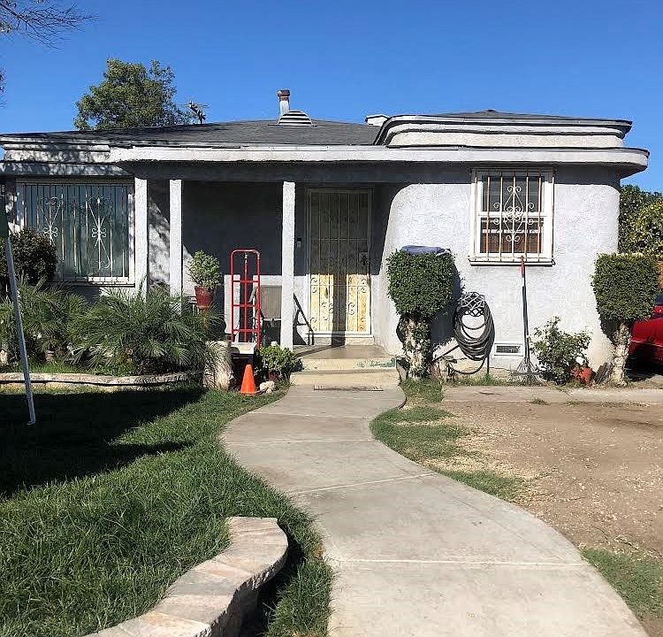 1st image of 1135 W 102nd St