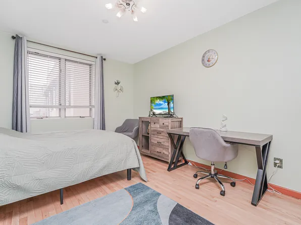 1830 Bath Avenue image 11 of 25