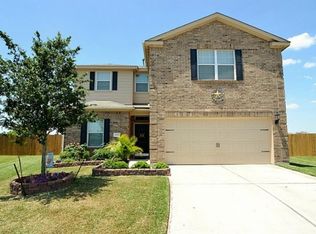 830 Mills Creek Ln, La Marque, TX 77568