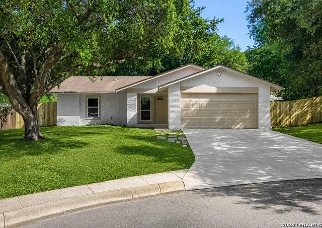 3 bed, 2.0 bath, 1382 sqft, $1,600 — Photo 1