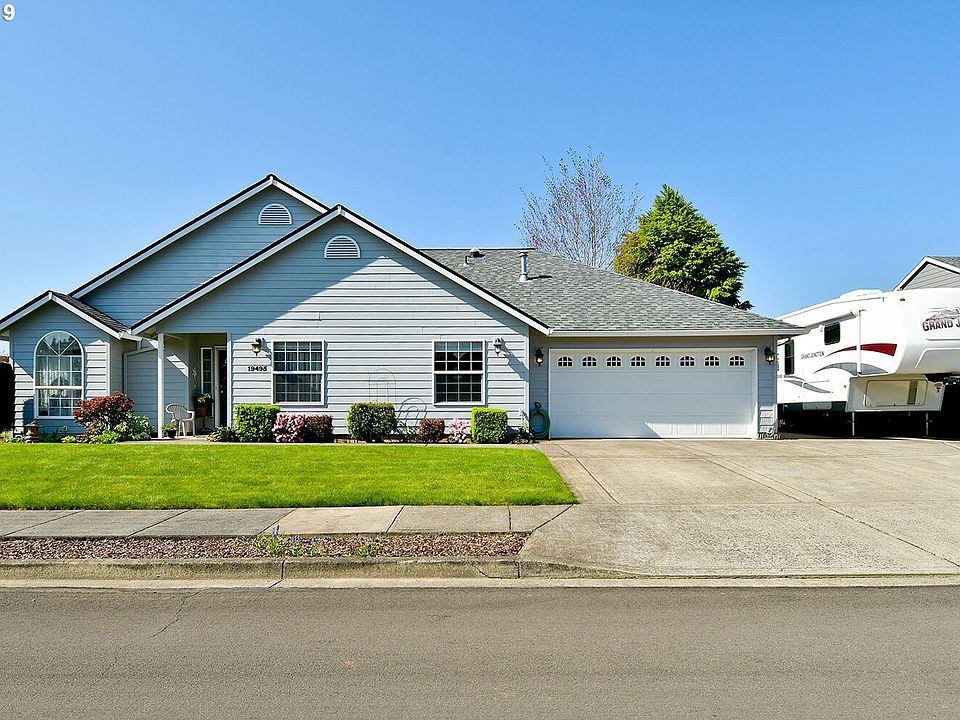 1st image of 19495 Ashley Dr