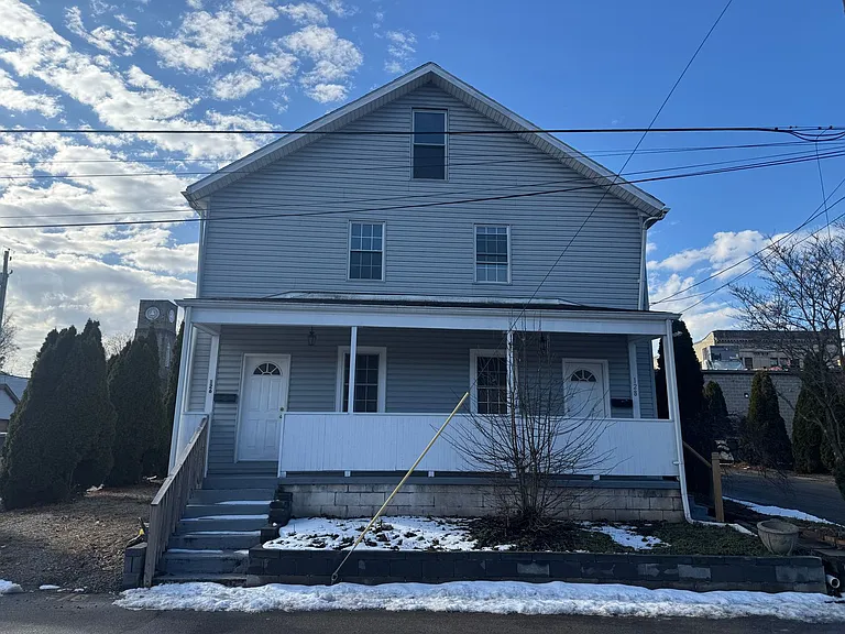 126 Railroad St #128 — Photo 17