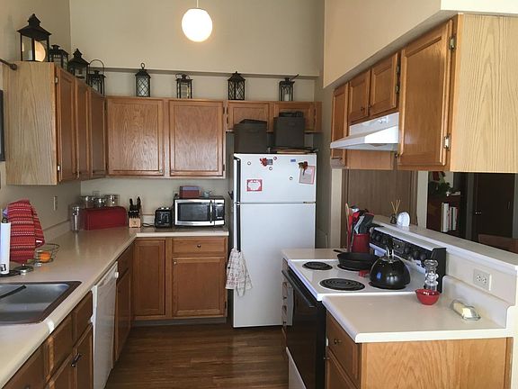 Kitchen with Vaulted Ceilings