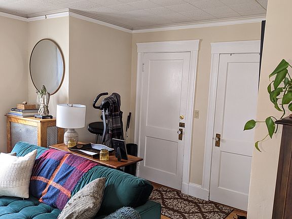 2nd image of 21 Trapelo St #2