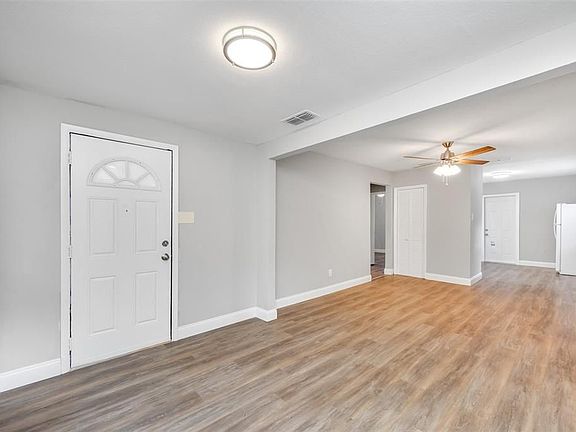 4th image of 1510 E New Orleans Ave