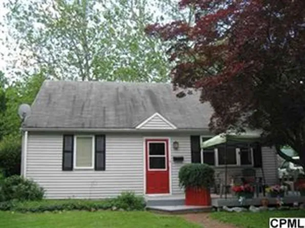 340 Charles Rd, Mechanicsburg, PA 17050