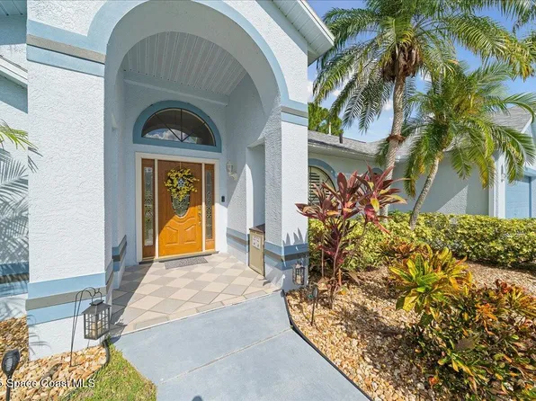 7743 Greenboro Dr, West Melbourne, FL 32904
