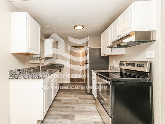 1578923_005_kitchen_14071107.jpg