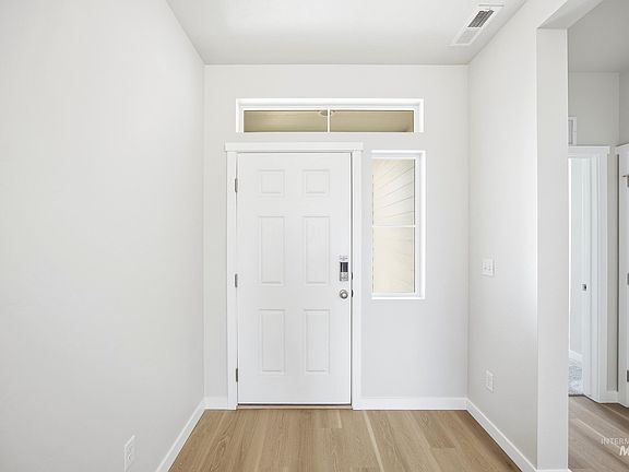 2nd image of 477 Waverly Ave