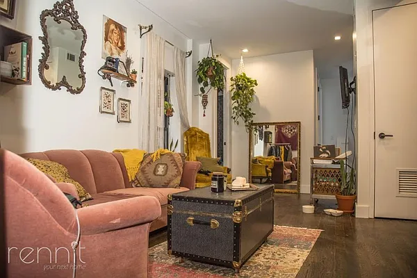 Rented by Rennit Inc. | media 31