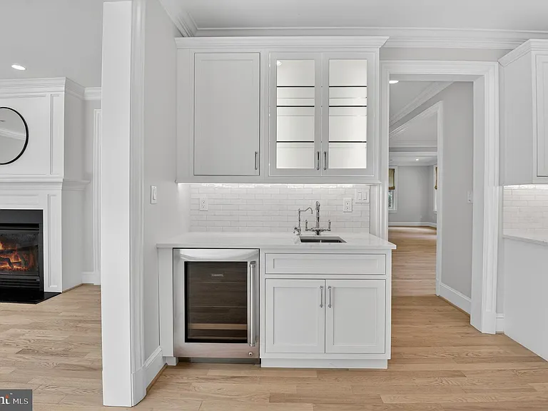 5718 Huntington Pkwy — Photo 38