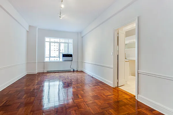 Sold by Stribling | media 6