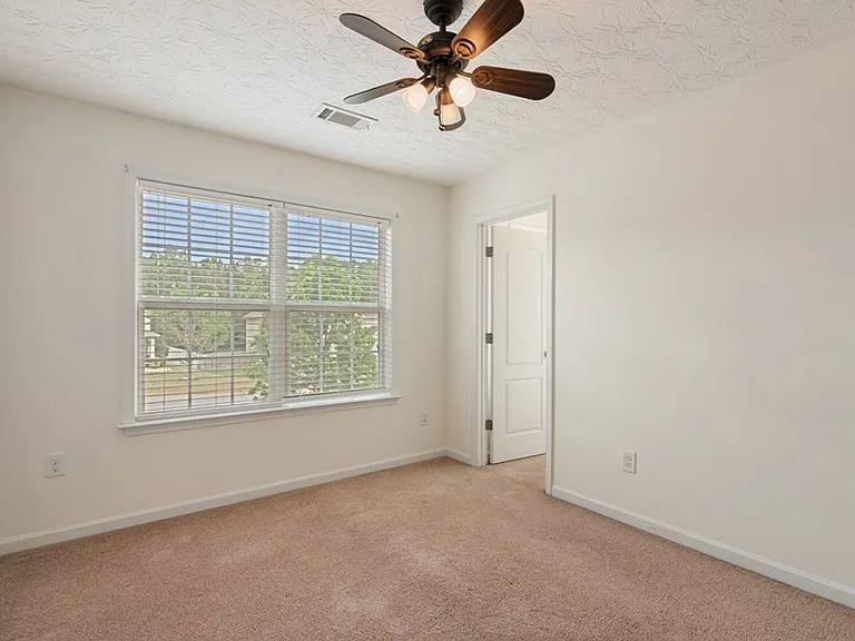 5186 Freedom Ridge Ct — Photo 19