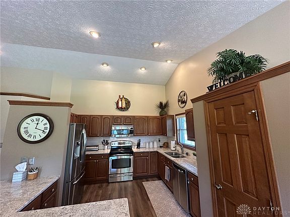 4th image of 1222 Woodland Meadows Dr