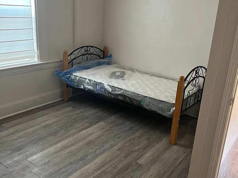 183 Englewood Ave #2 — Photo 5