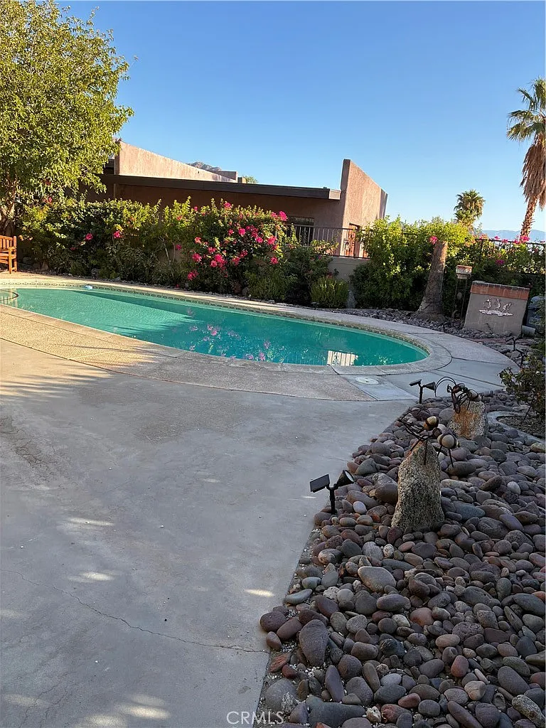 3 bed, 3.5 bath, 1813 sqft, $3,950 — Photo 1