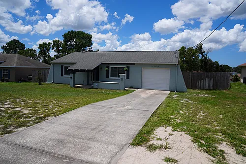 2269 Whitewood Ave Photo 1