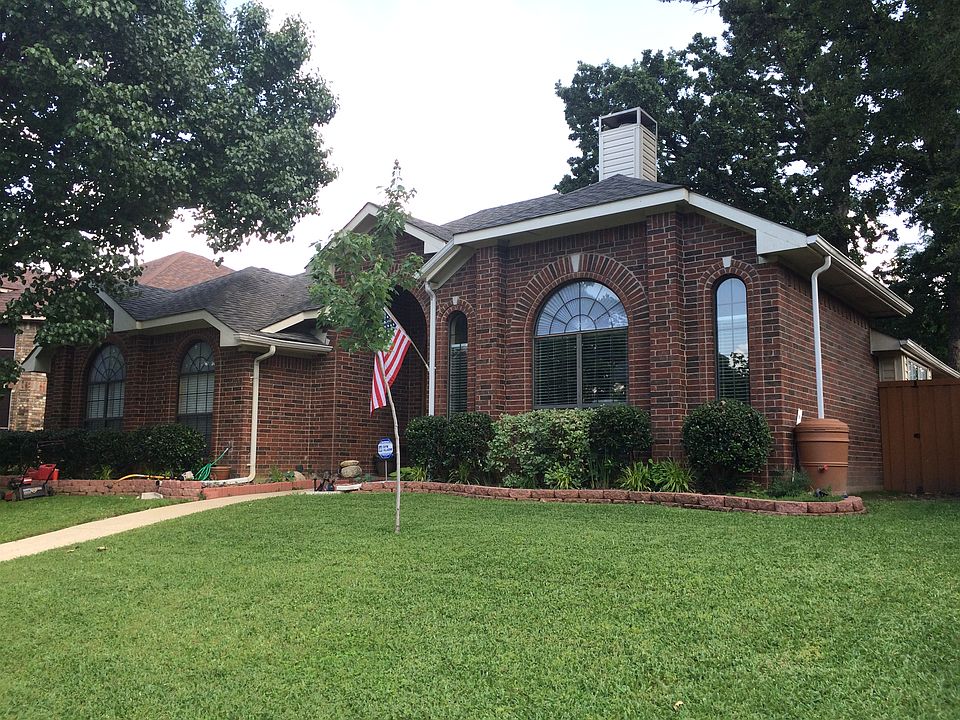 1st image of 1204 Dark Forest Dr