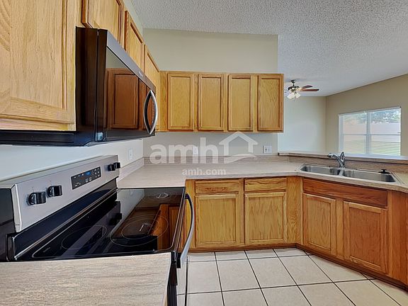 4th image of 2505 Sherbrook Ln