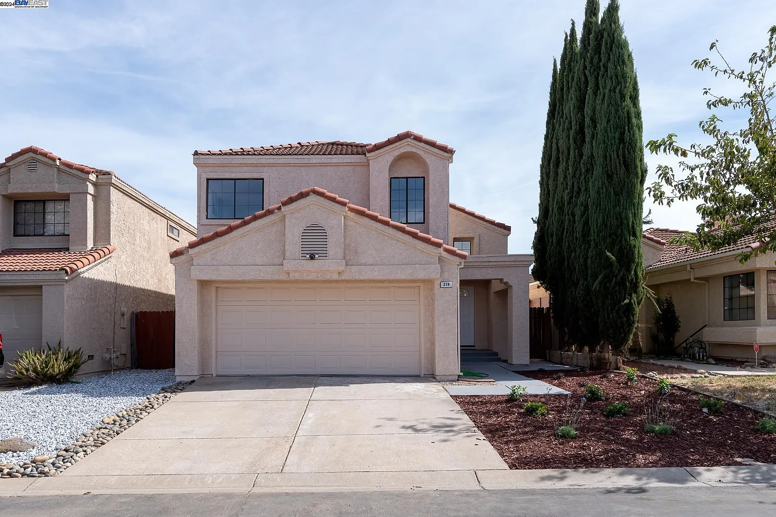 219 Rolfe Dr photo 1
