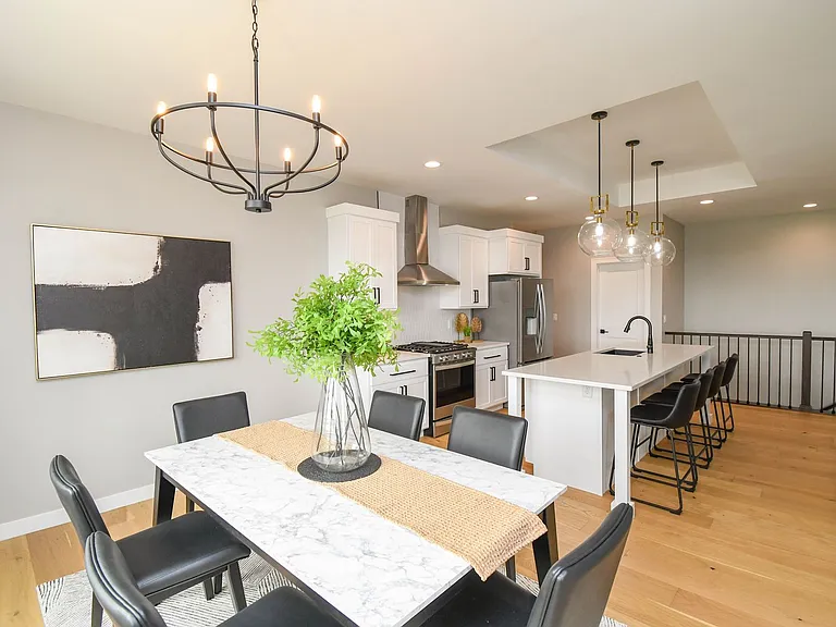 1520 N Marlowe Ave — Photo 12