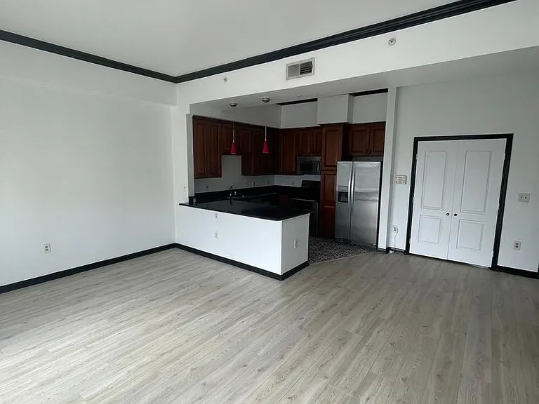 3225 Turtle Creek Blvd #1533 — Photo 10